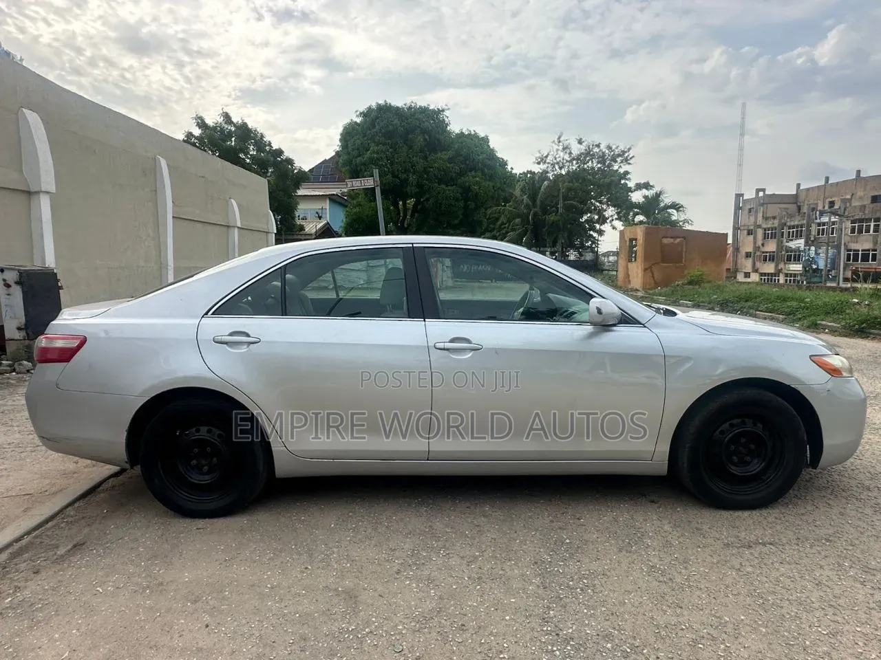Toyota Camry LE 4dr Sedan (2.4L 4cyl 5A) 2009 Silver