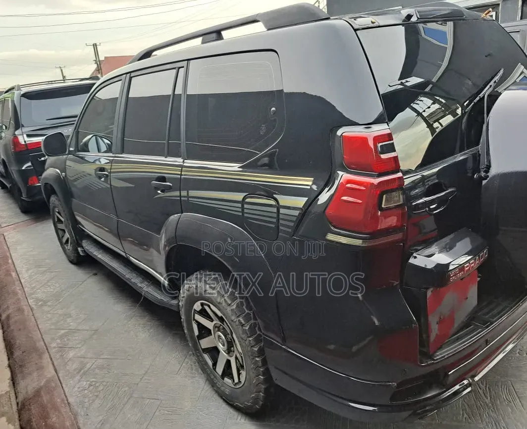Toyota Land Cruiser Prado 2008 Black