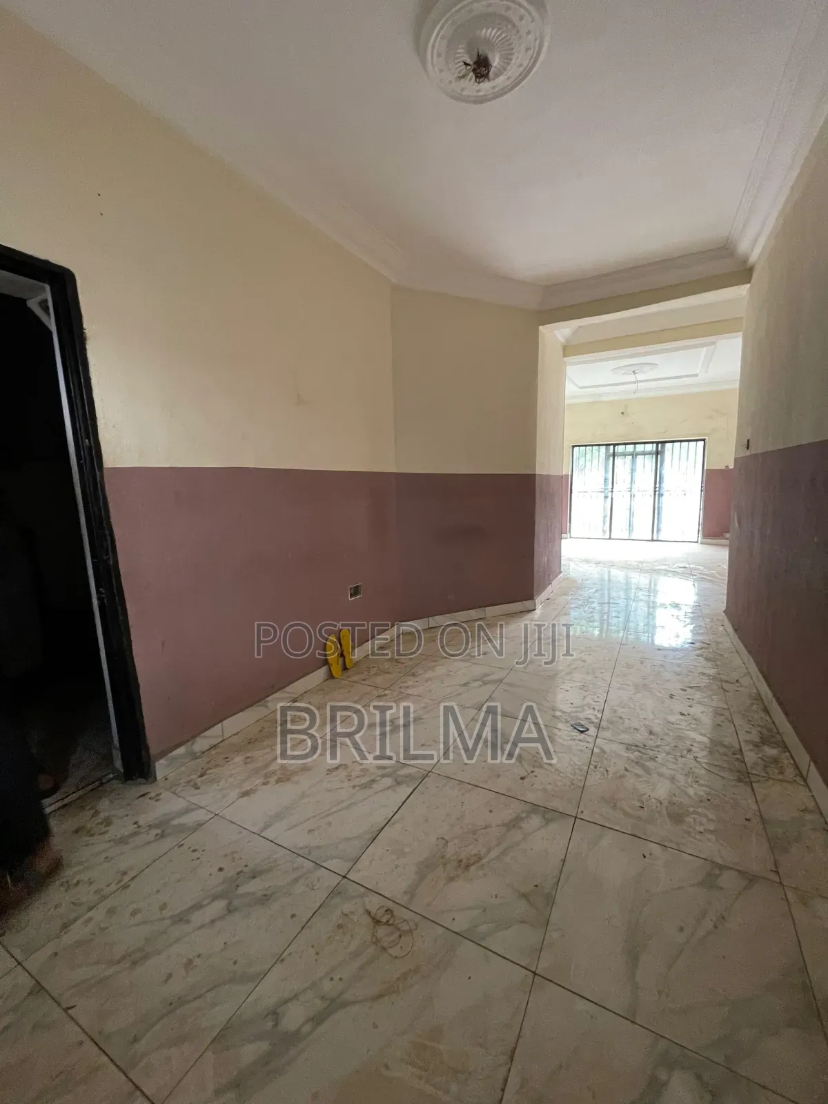 3bdrm Block of Flats in Zone 3 Wuse for sale