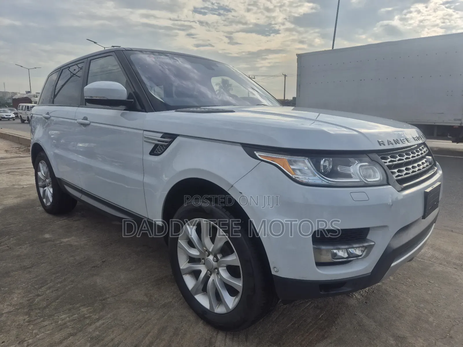 Land Rover Range Rover Sport HSE 4x4 (3.0L 6cyl 8A) 2016 White