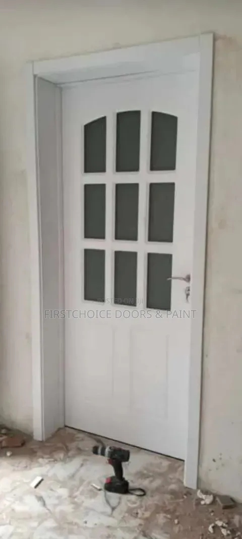 HDF With Glass Dinning to Kitchen Door