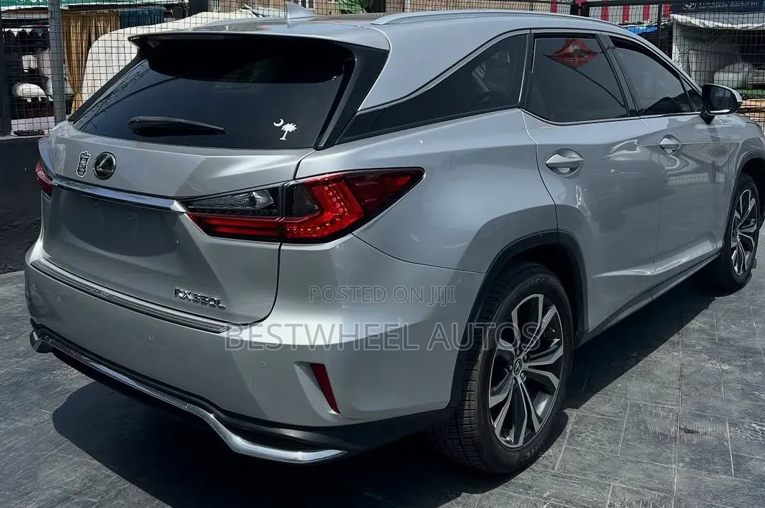 Lexus RX 350L Luxury AWD 2019 Silver