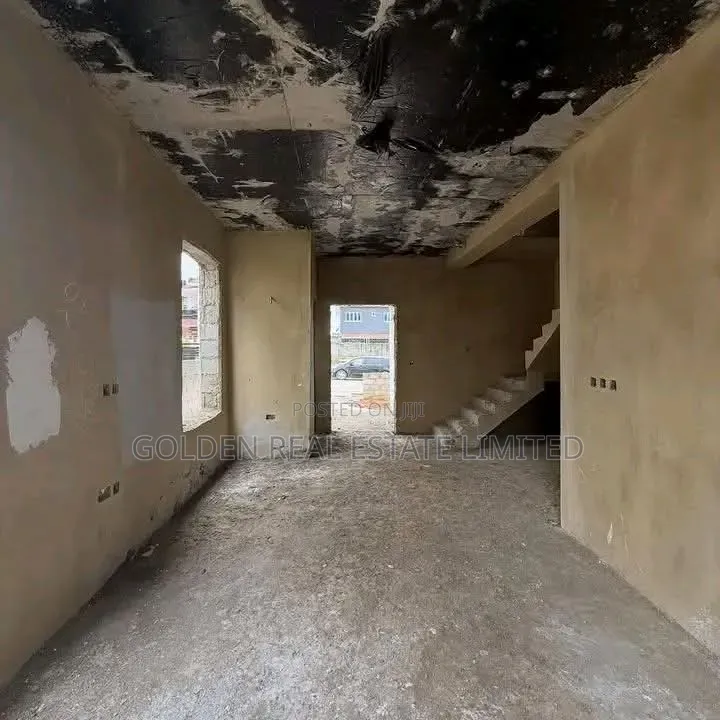 3bdrm Duplex in Kubwa for sale
