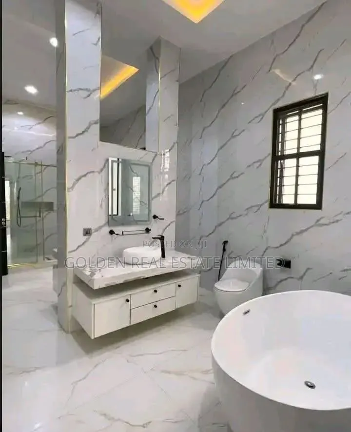 11bdrm Mansion in Guzape District for sale