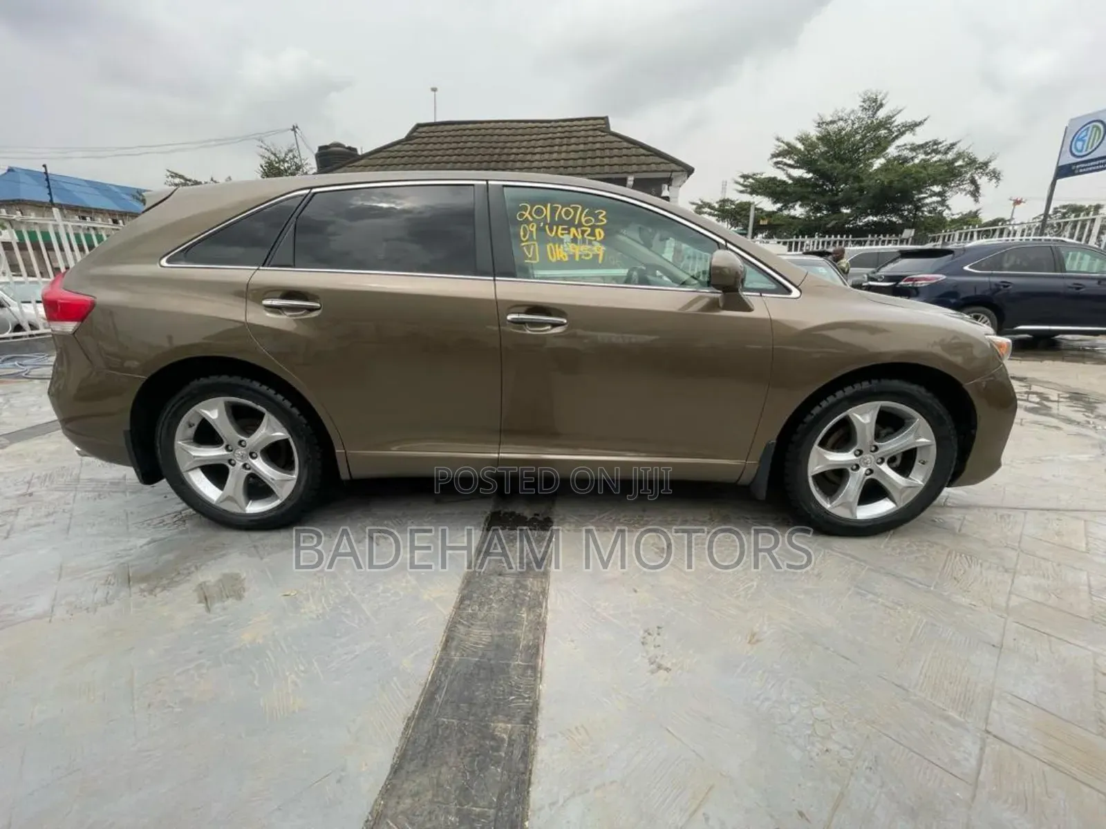 Toyota Venza Limited 2010 Brown