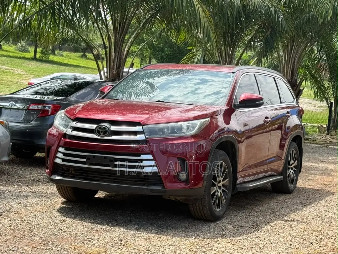 Toyota Highlander 2017 Red