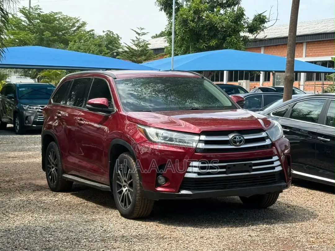 Toyota Highlander 2017 Red