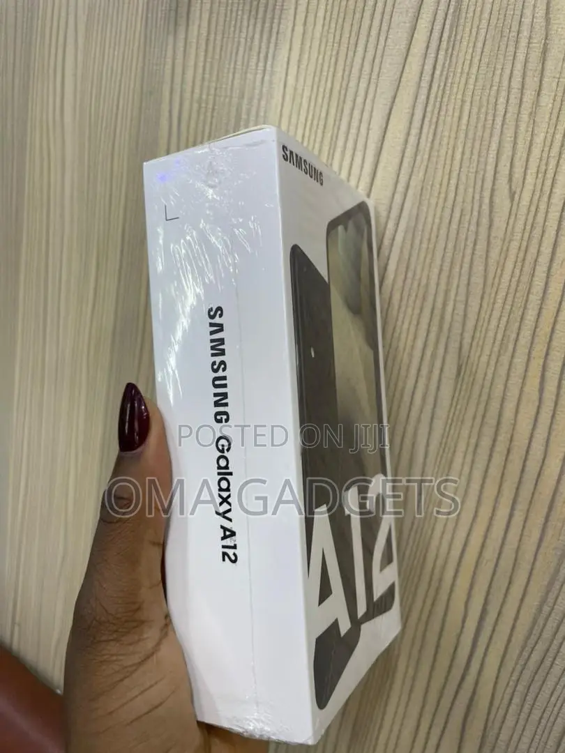New Samsung Galaxy A12 128 GB Black