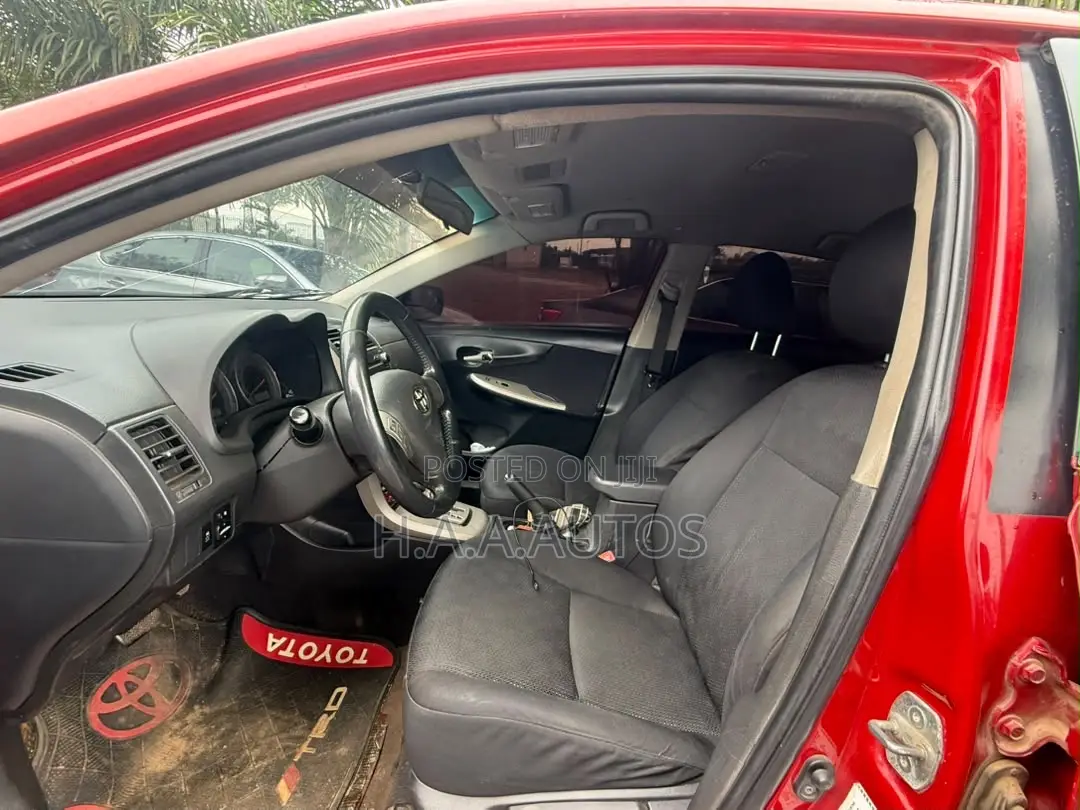 Toyota Corolla S 4dr Sedan (1.8L 4cyl 4A) 2010 Red