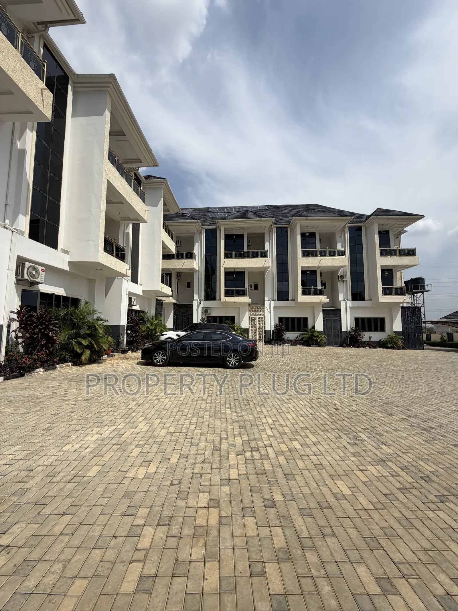 4bdrm Townhouse/Terrace in Katampe Extension for sale