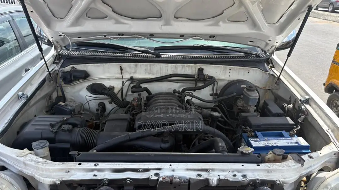 Toyota Tacoma 2007 White