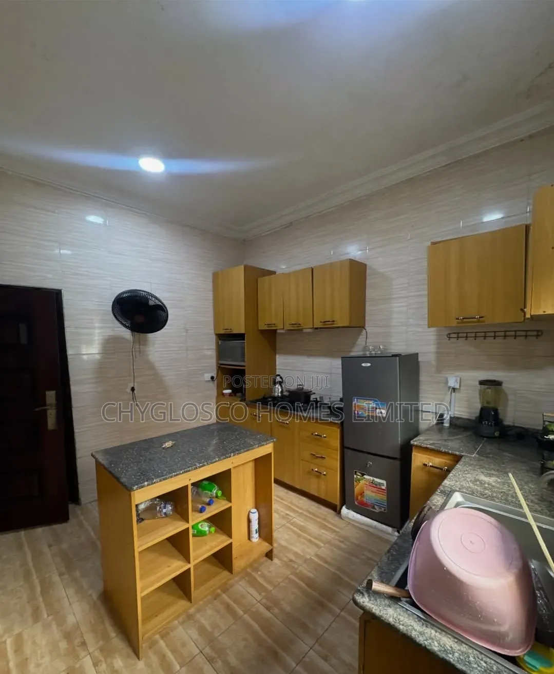 4bdrm Duplex in New Layout for sale