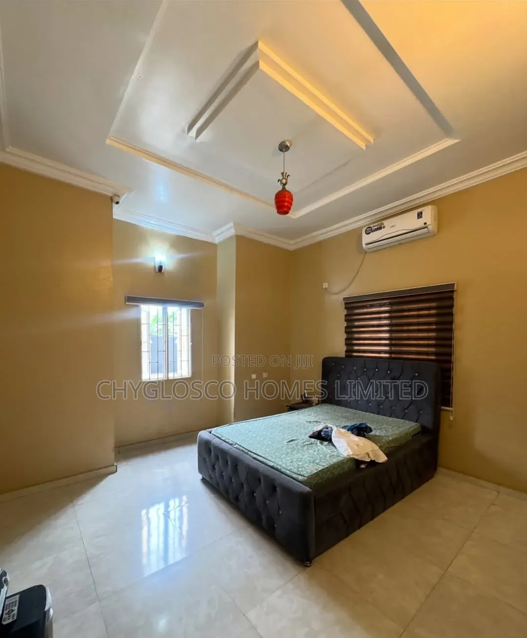 4bdrm Duplex in New Layout for sale