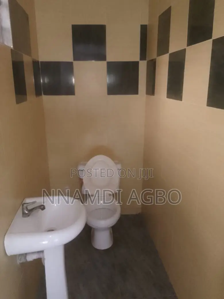 4bdrm Duplex in Ikota for rent