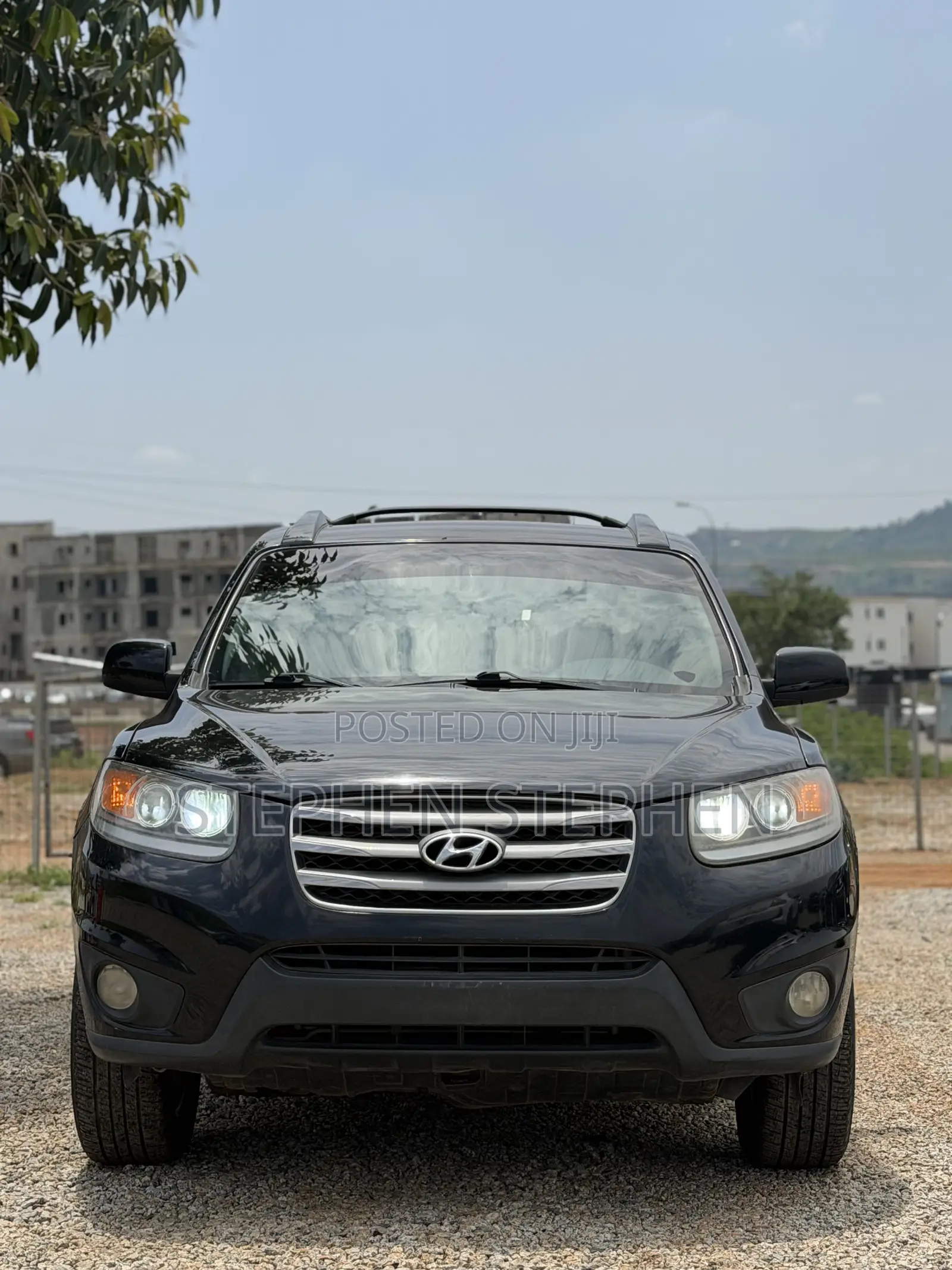 Hyundai Santa Fe 2012 Black