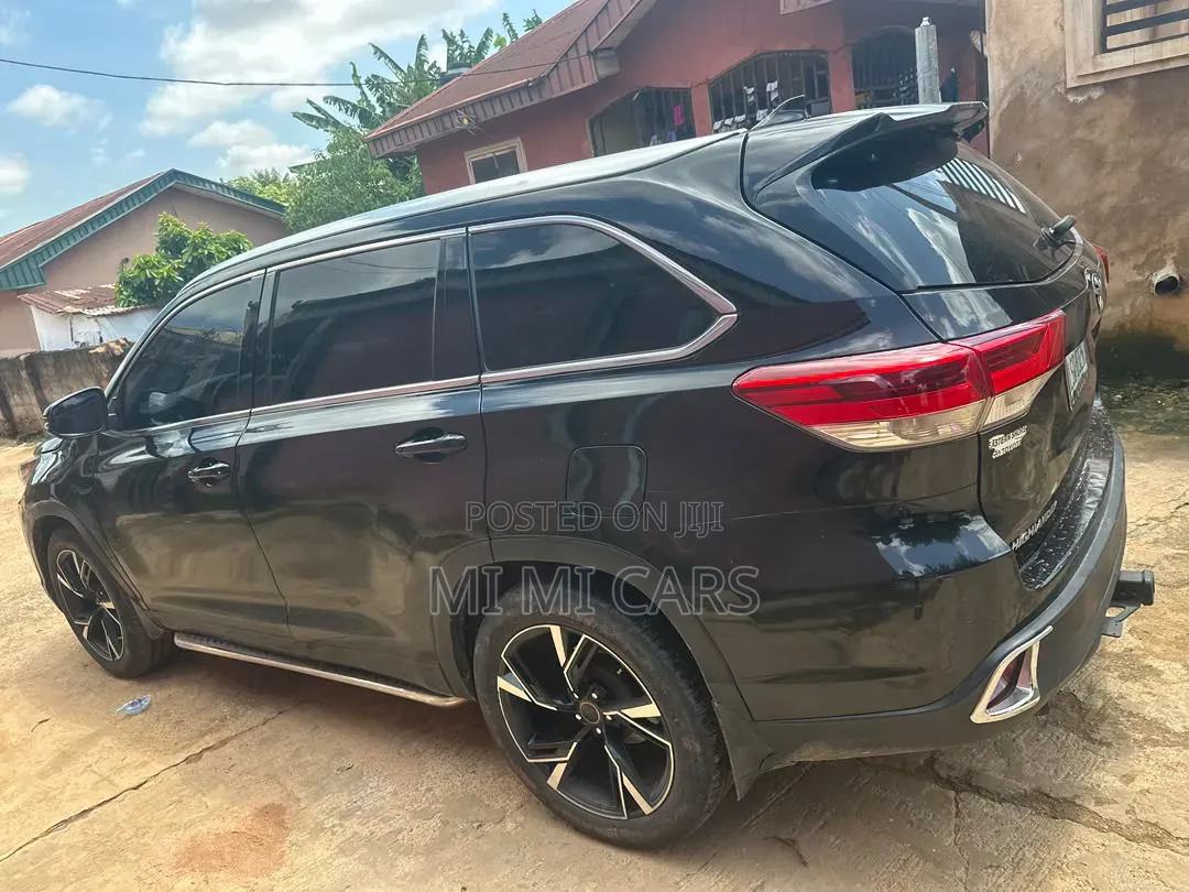 Toyota Highlander 2016 Black
