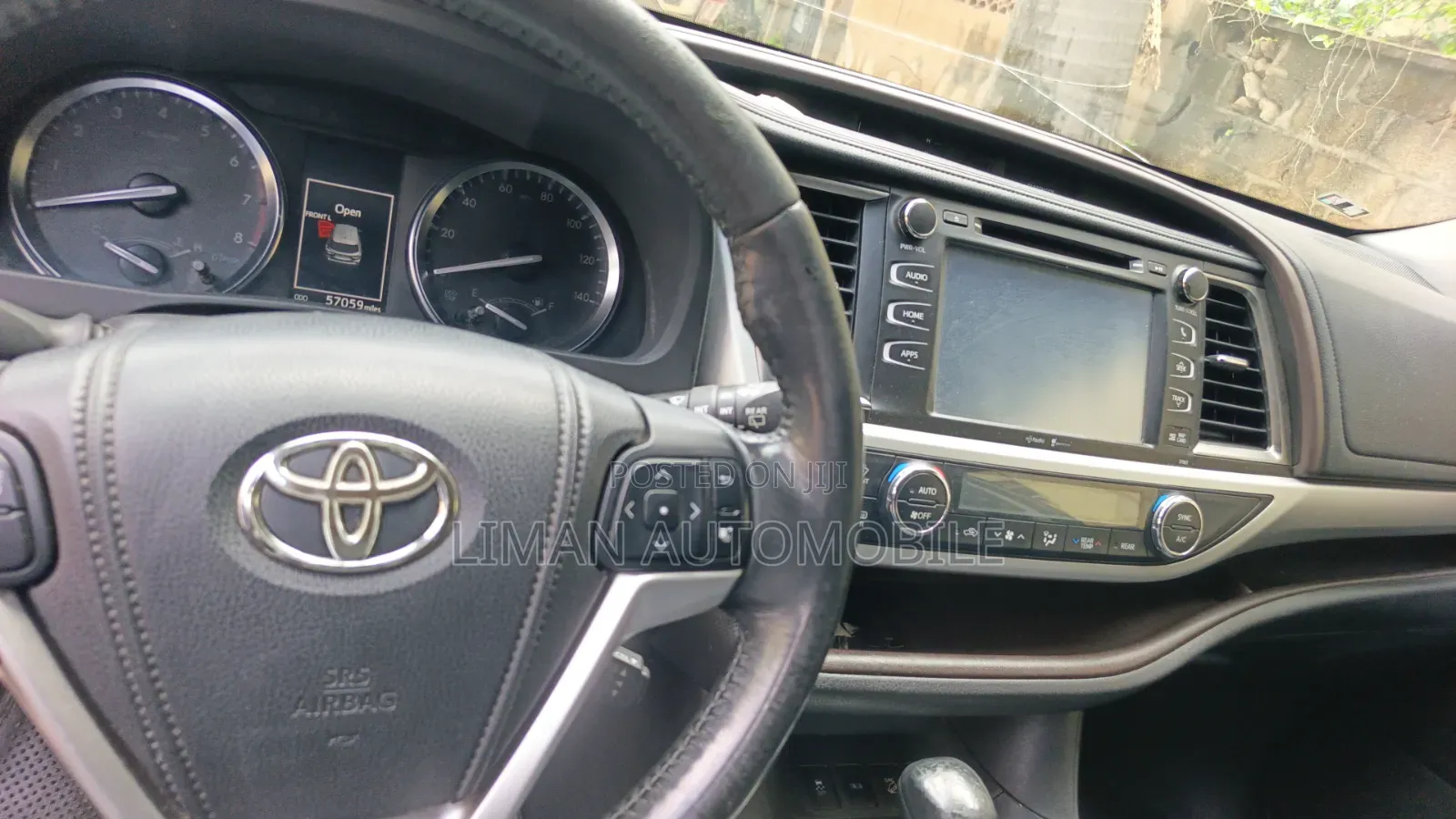 Toyota Highlander XLE 4x2 V6 (3.5L 6cyl 8A) 2018