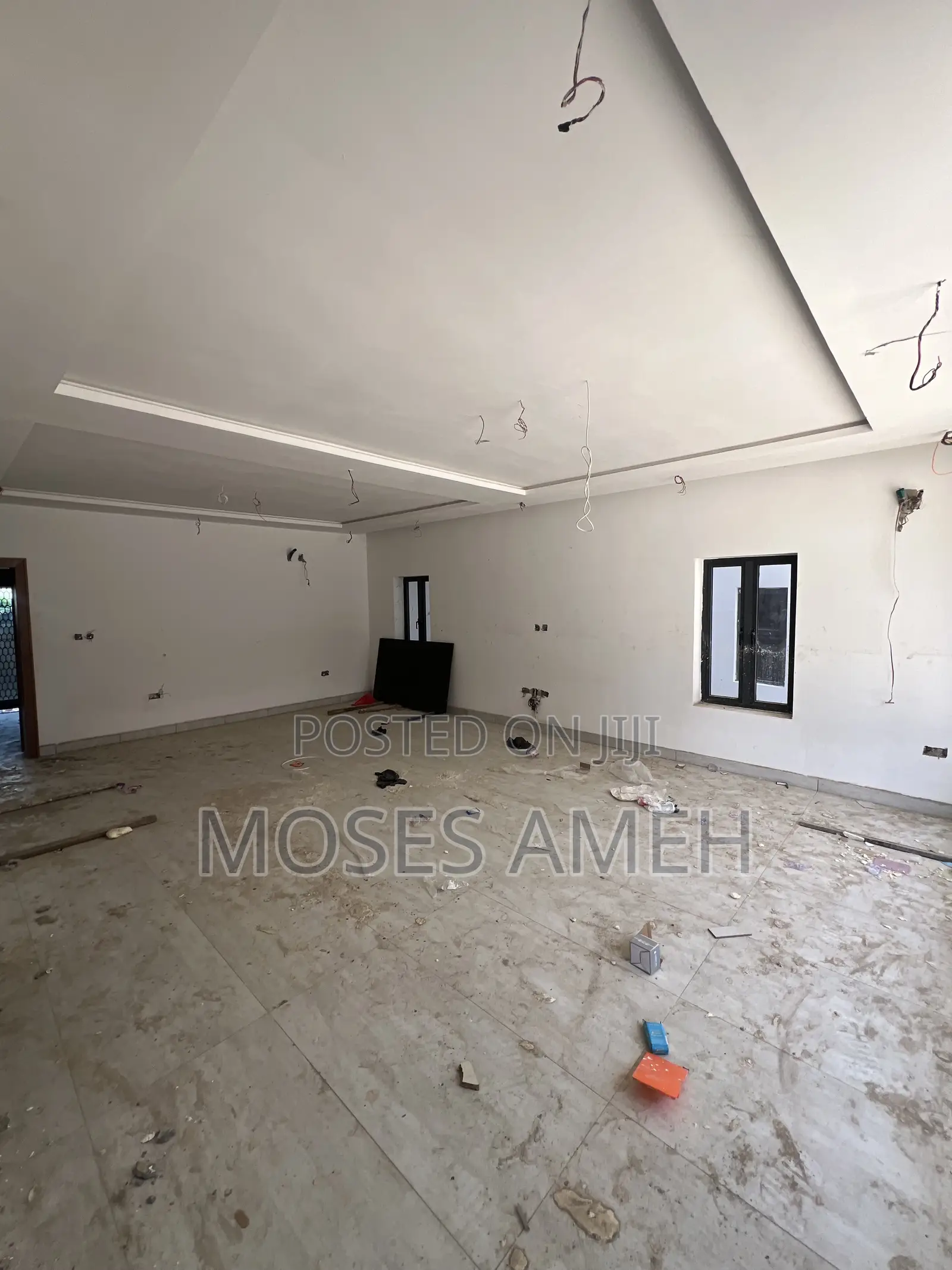 5bdrm Duplex in Mabushi for sale