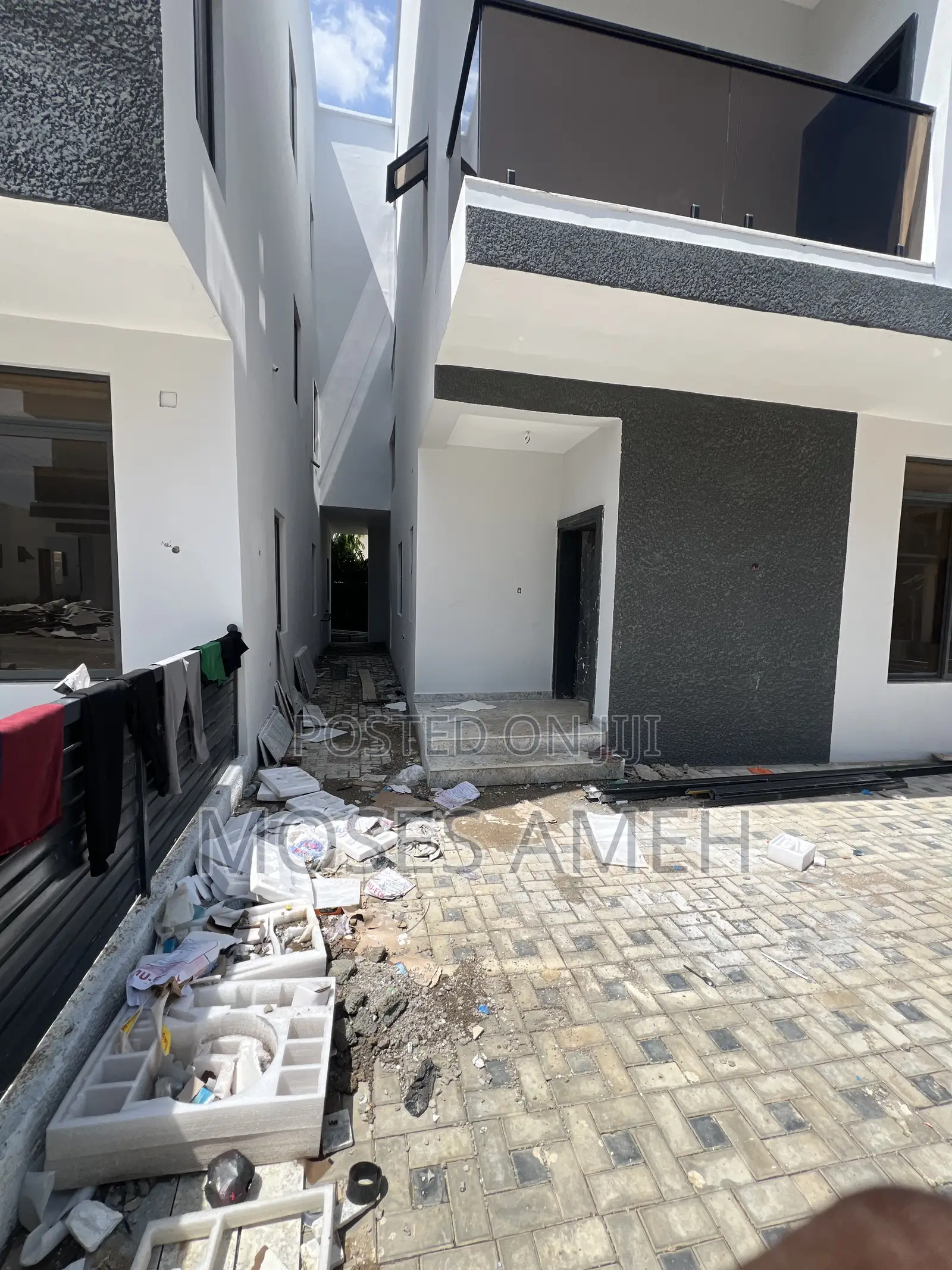 5bdrm Duplex in Mabushi for sale