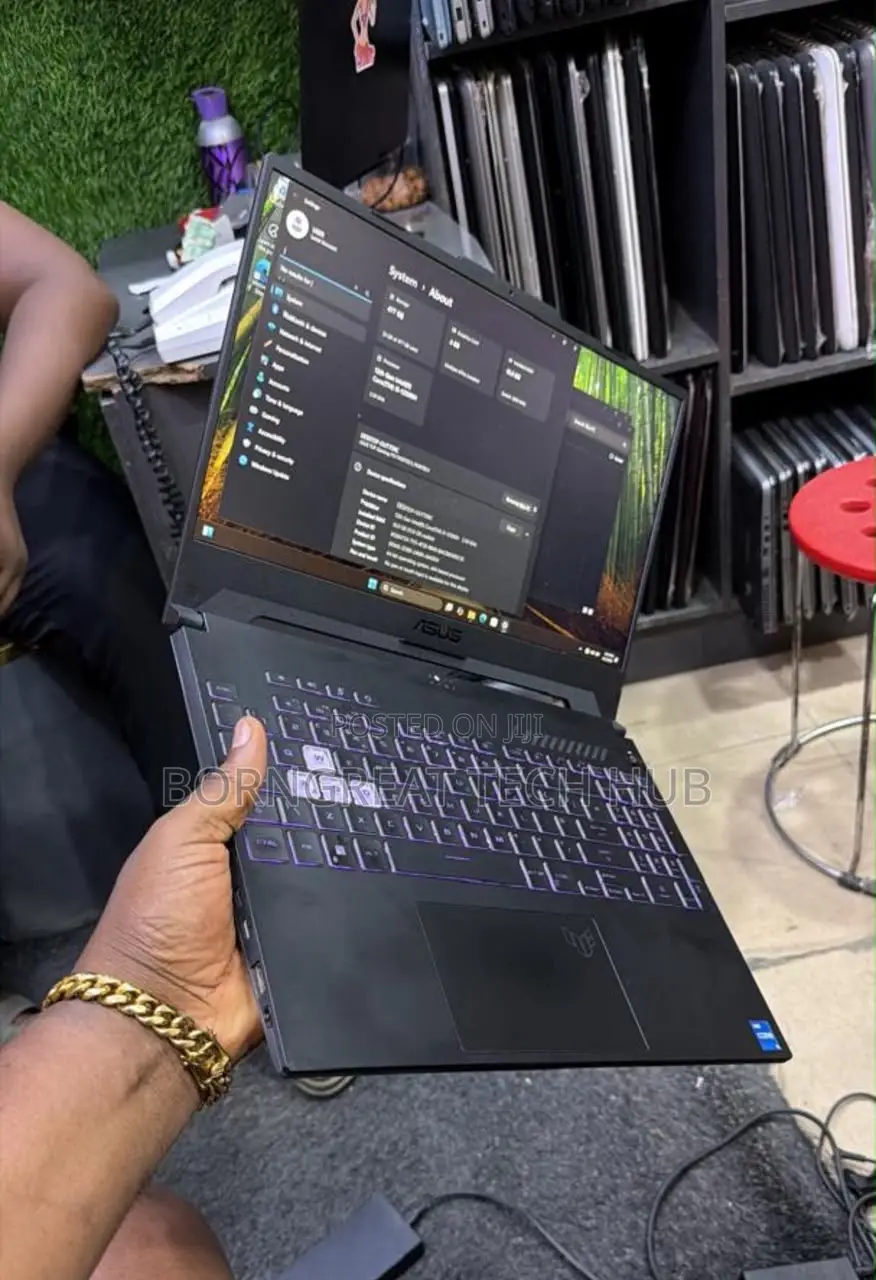 New Laptop Asus TUF Gaming F16 16GB Intel Core i5 SSD 512GB