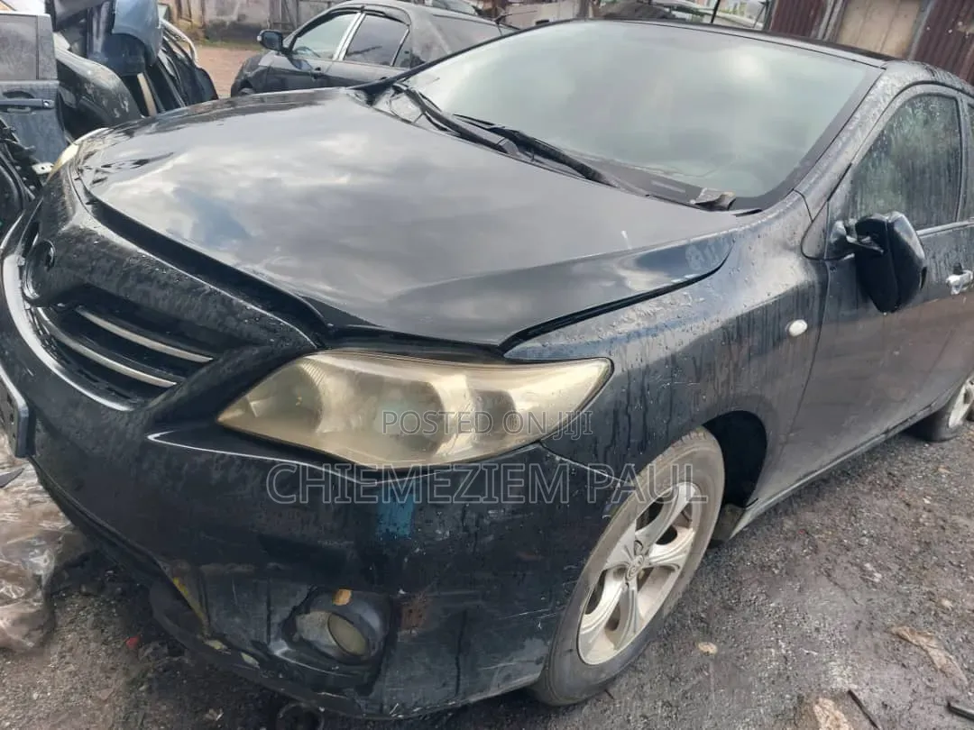 Toyota Corolla LE 4dr Sedan (1.8L 4cyl 4A) 2010 Black