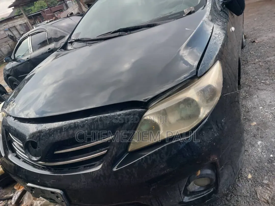 Toyota Corolla LE 4dr Sedan (1.8L 4cyl 4A) 2010 Black