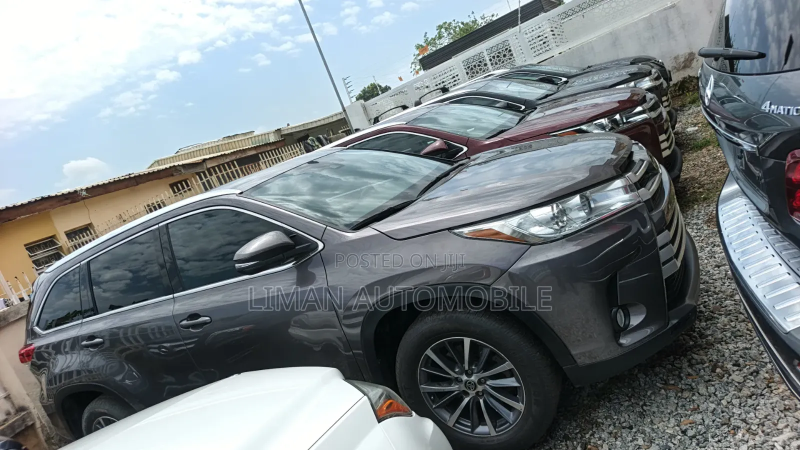 Toyota Highlander XLE 2019 Gray