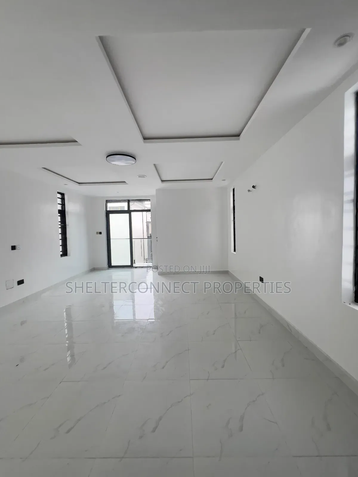 2bdrm Apartment in Chevron for rent