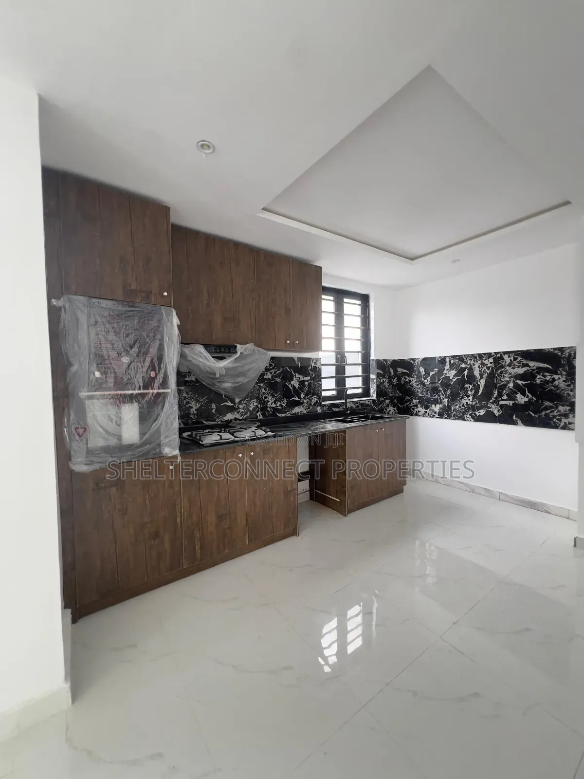 2bdrm Apartment in Chevron for rent