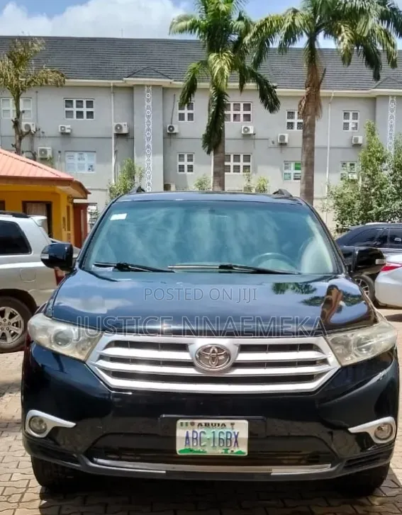 Toyota Highlander 2015 Black
