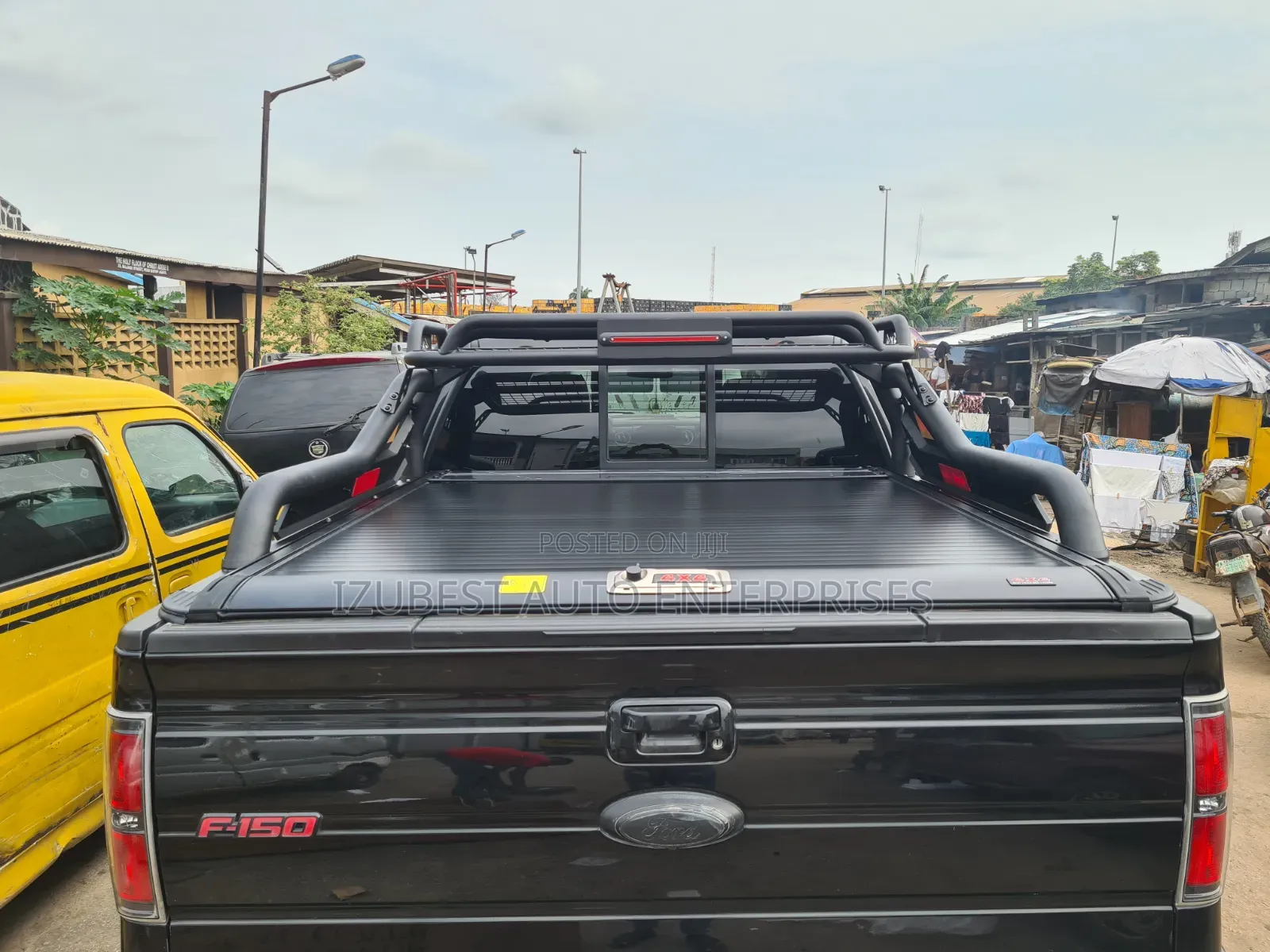 Roller Boot Cover and Rugged Bar Ford F150