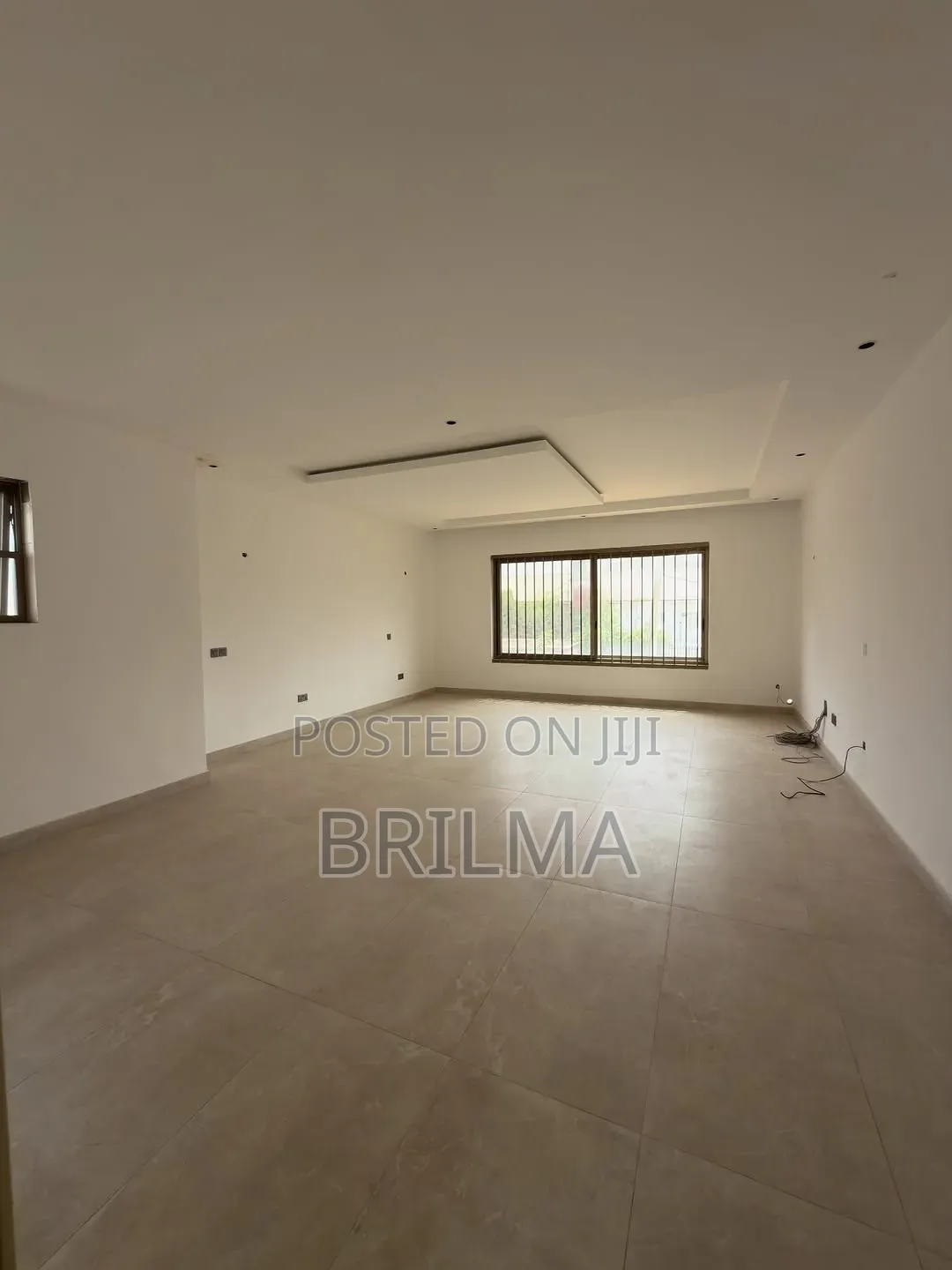 4bdrm Duplex in Maitama for sale