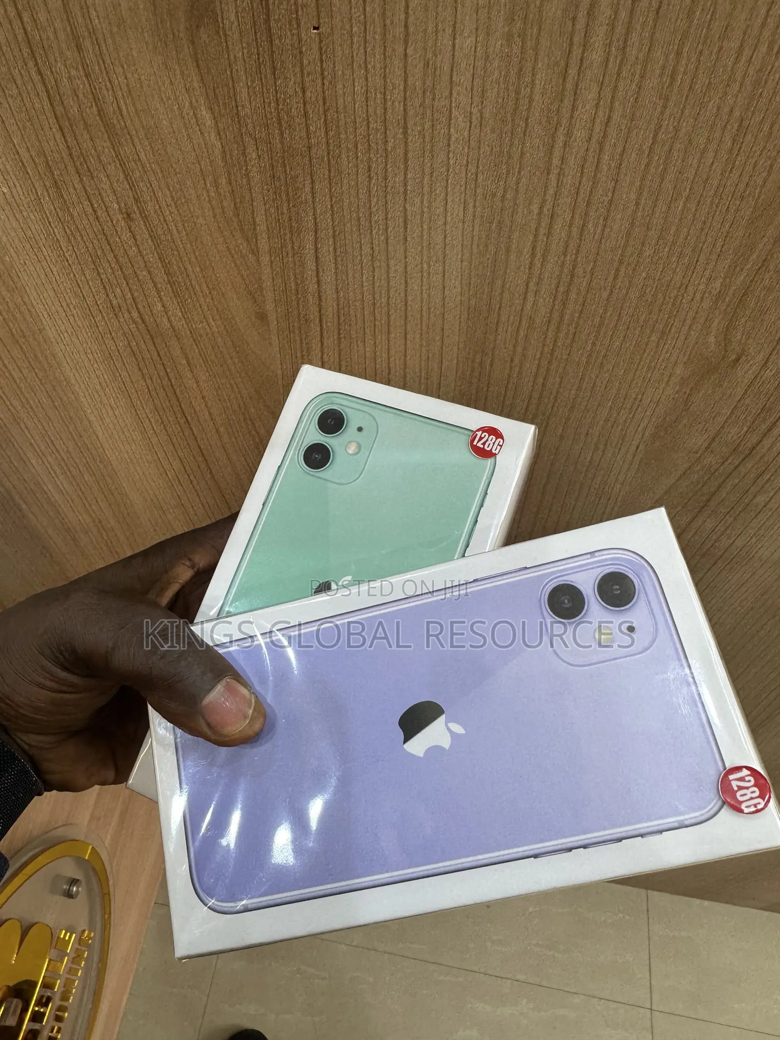 New Apple iPhone 11 128 GB Green