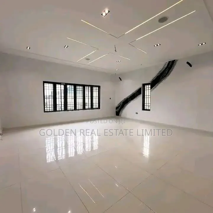 4bdrm Duplex in Apo Resettlement for sale