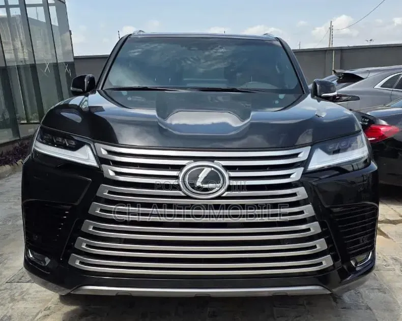 Lexus LX 600 2023 Black