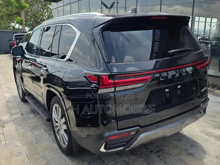 Lexus LX 600 2023 Black