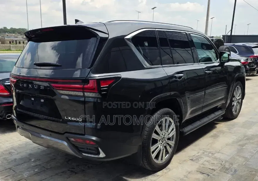 Lexus LX 600 2023 Black