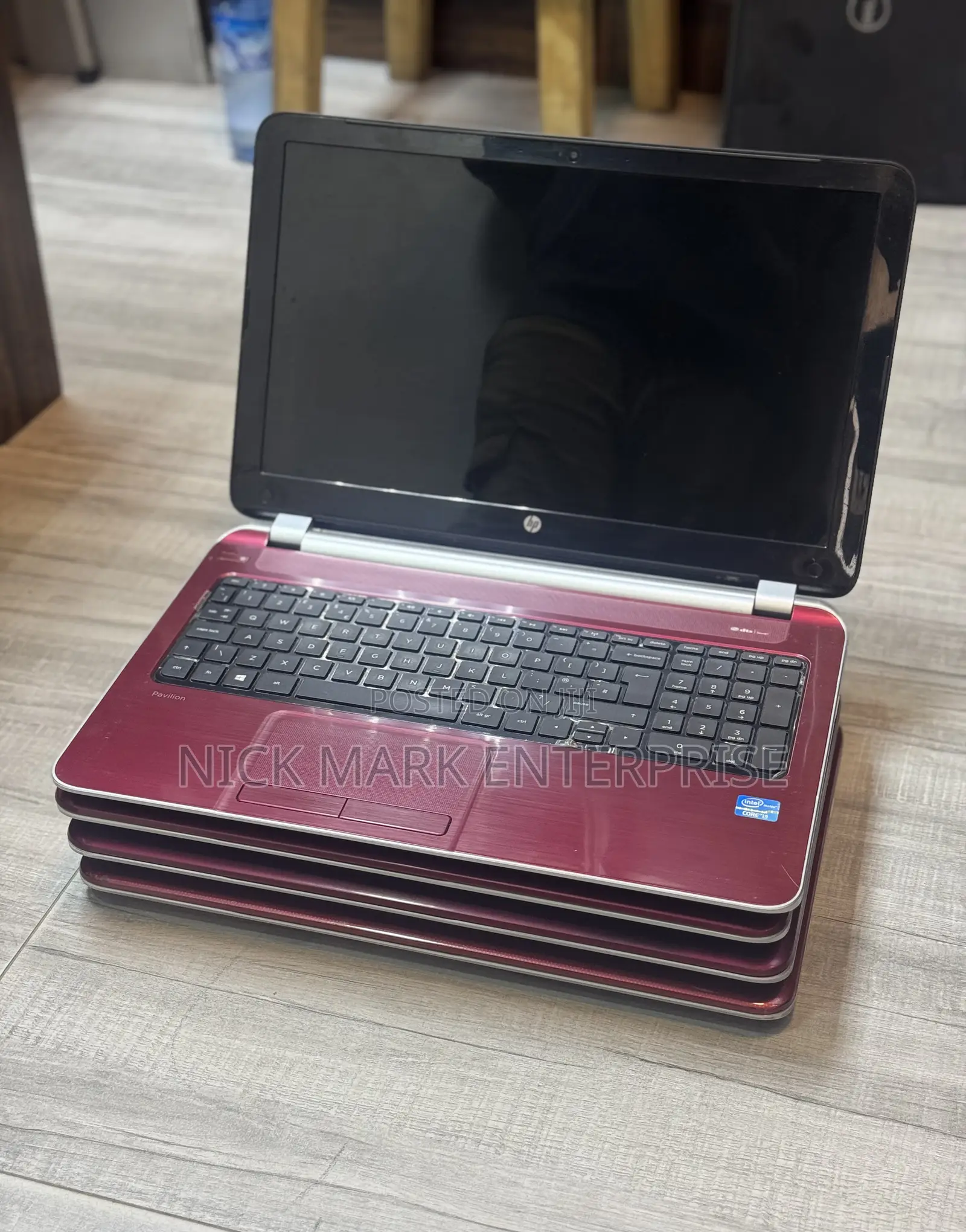 Laptop HP 15-ra003nia 8GB Intel Core i5 HDD 500GB