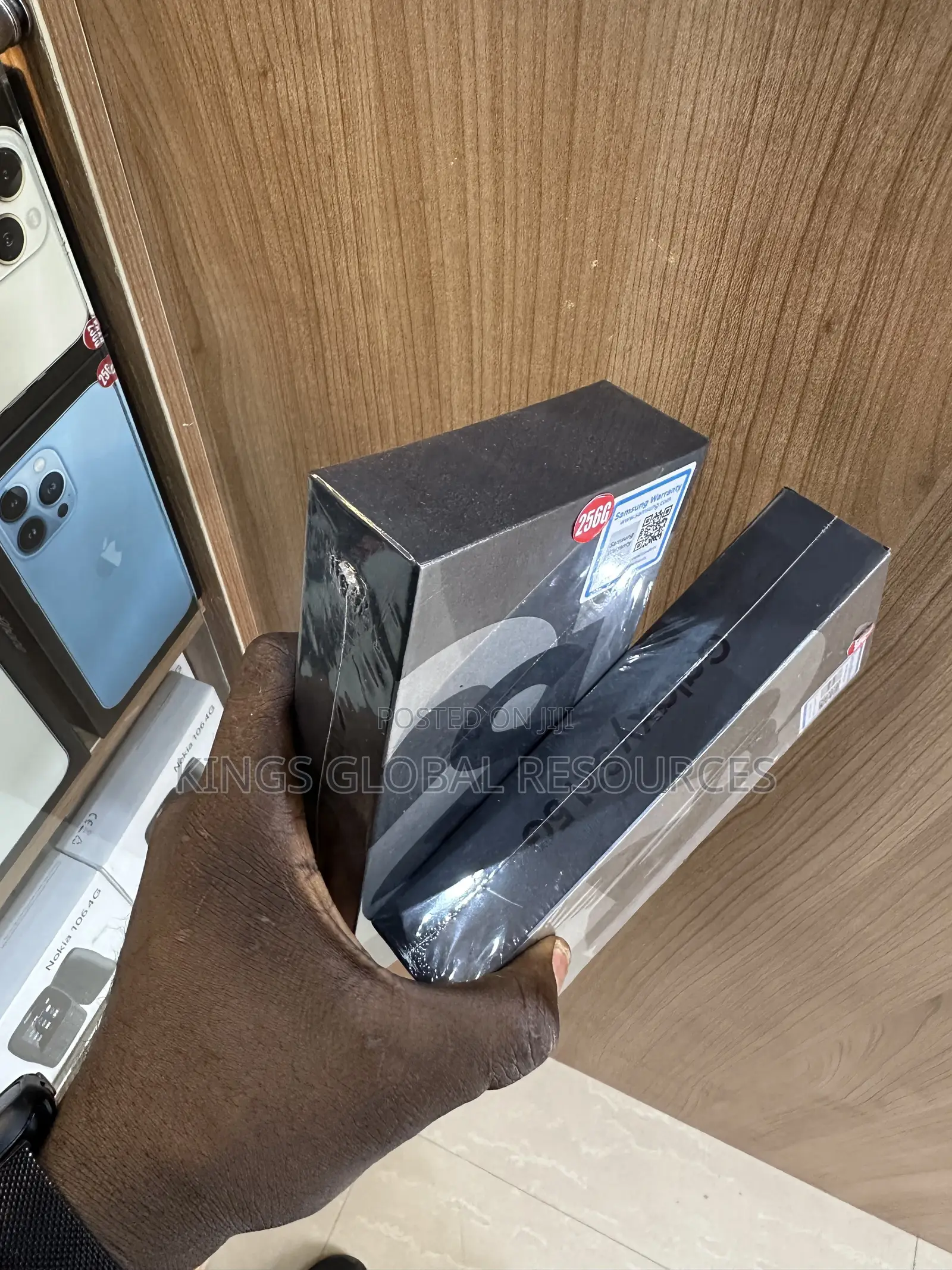 New Samsung Galaxy S21 5G 128 GB Gray