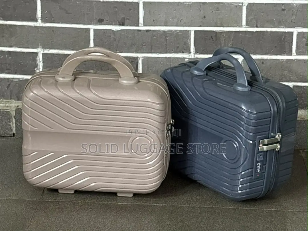 Hand Luggage Kit