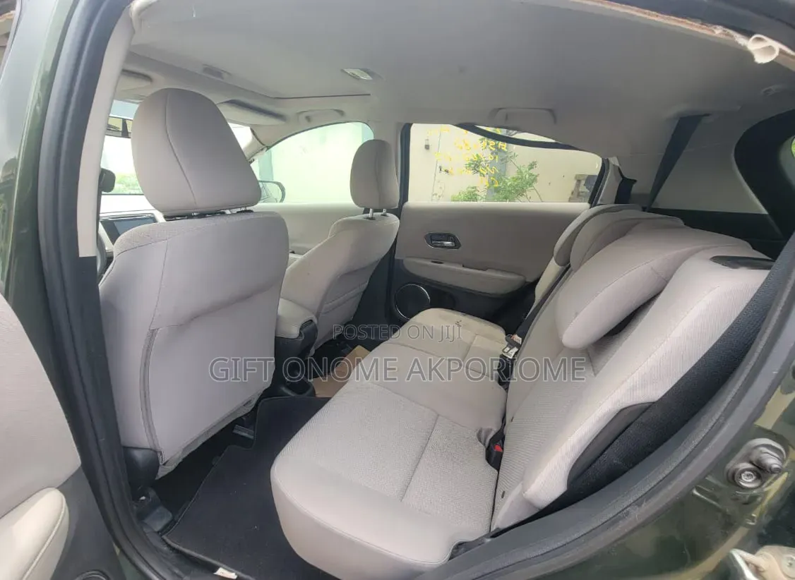 Honda HR-V 4dr SUV (1.5L 4cyl CVT) 2016 Green