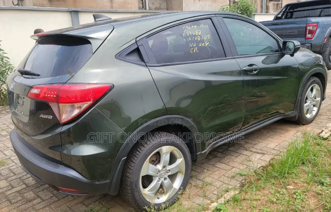 Honda HR-V 4dr SUV (1.5L 4cyl CVT) 2016 Green