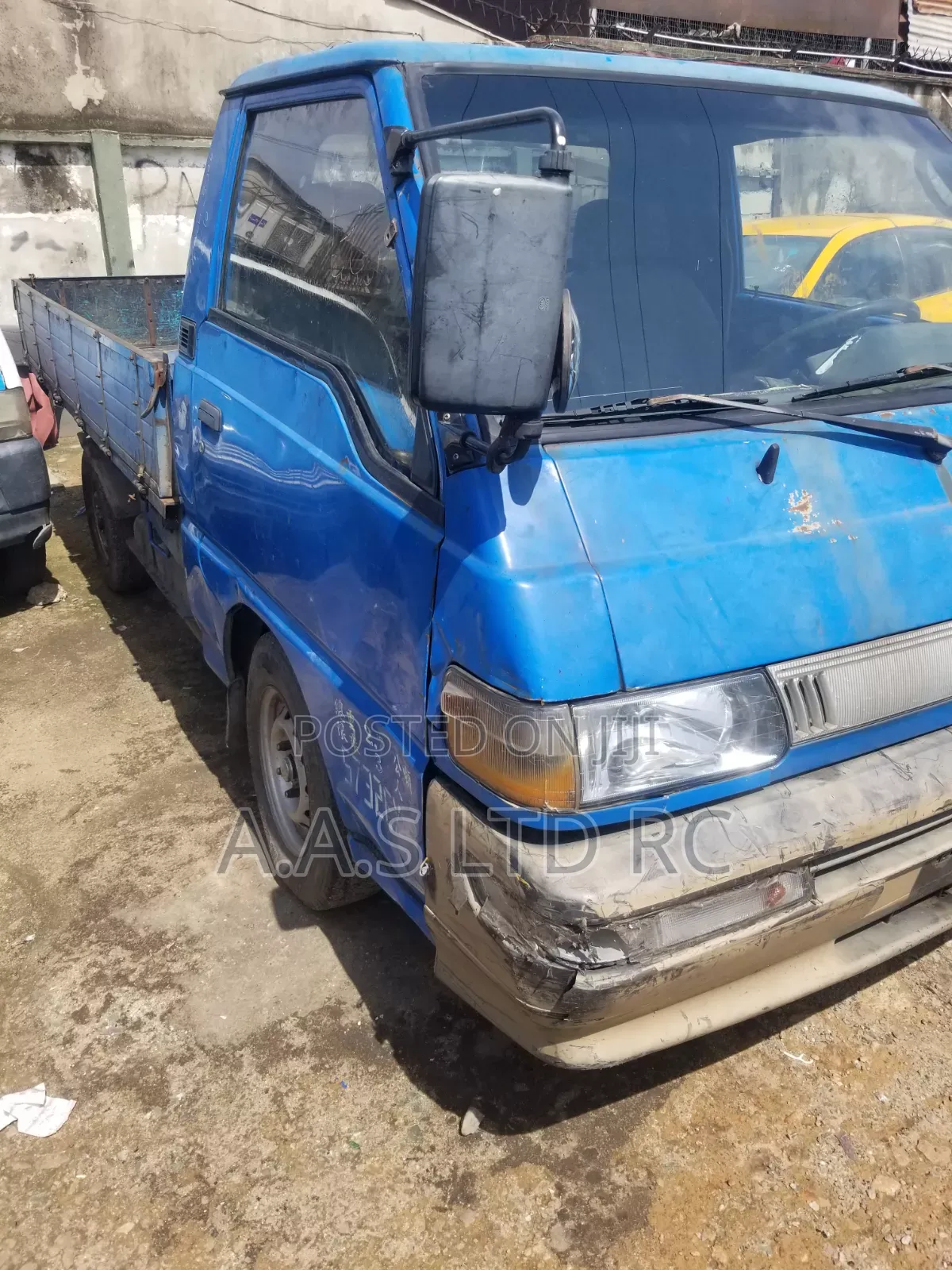 Delica Truck