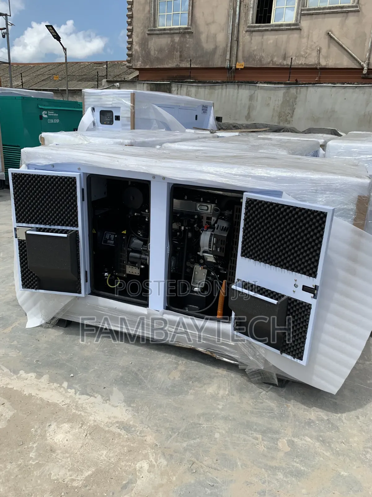 Silent and Reliable Powerful Perkins 25kva Generator