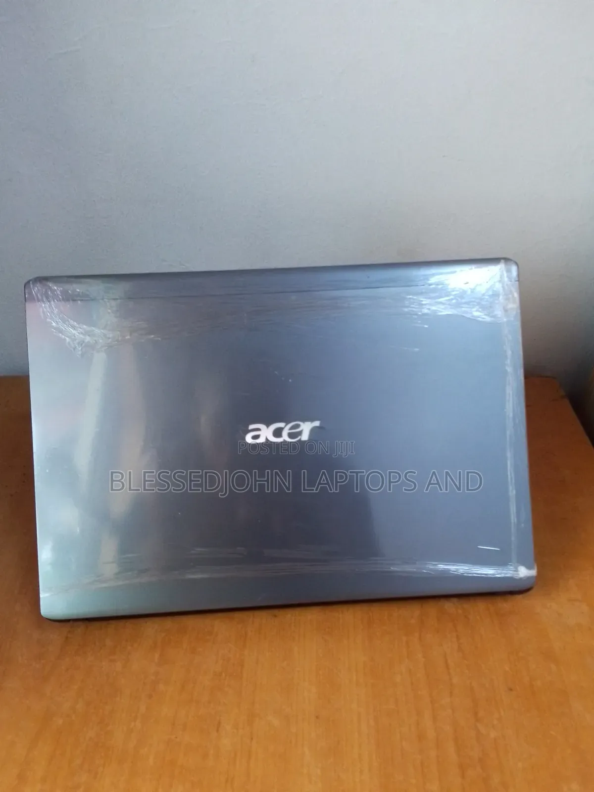 Laptop Acer AS5755 4GB Intel Celeron HDD 250GB