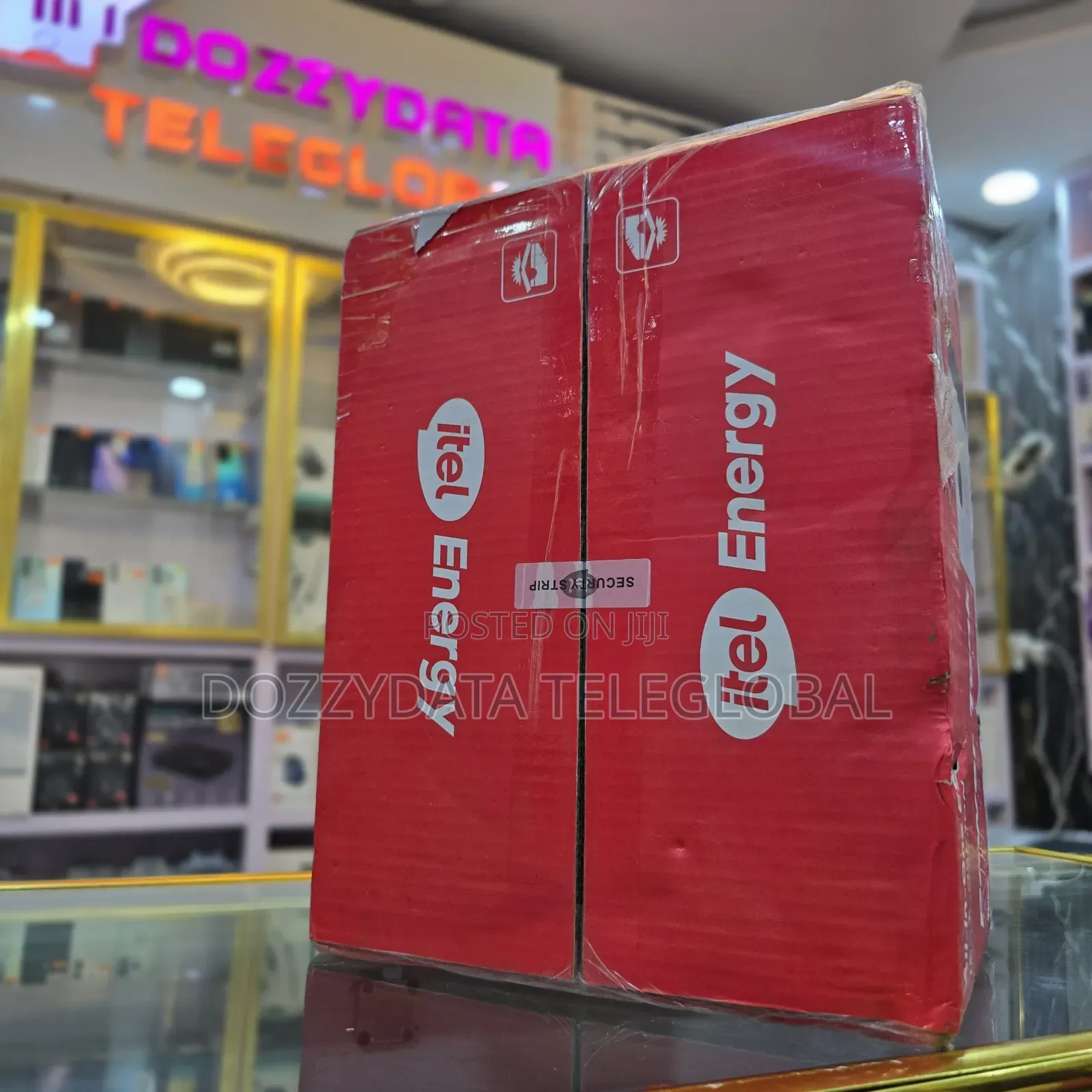 500w/1000wh Itel Power Tank Solar Generator