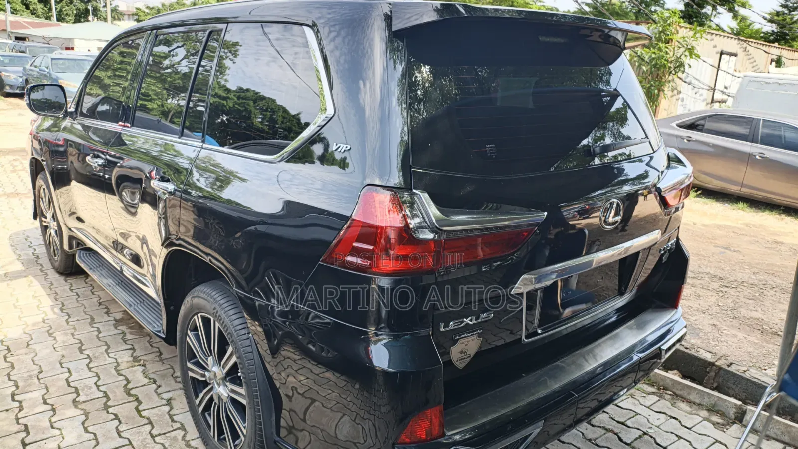 Lexus LX 2021 Black