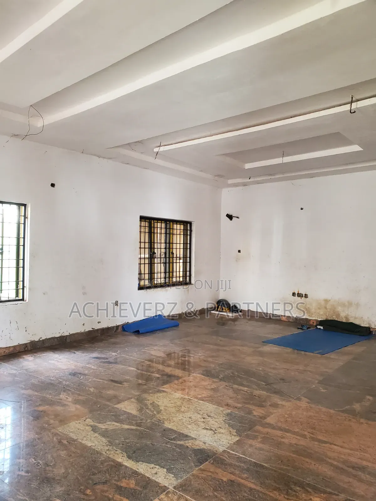 5bdrm Duplex in Asokoro for sale