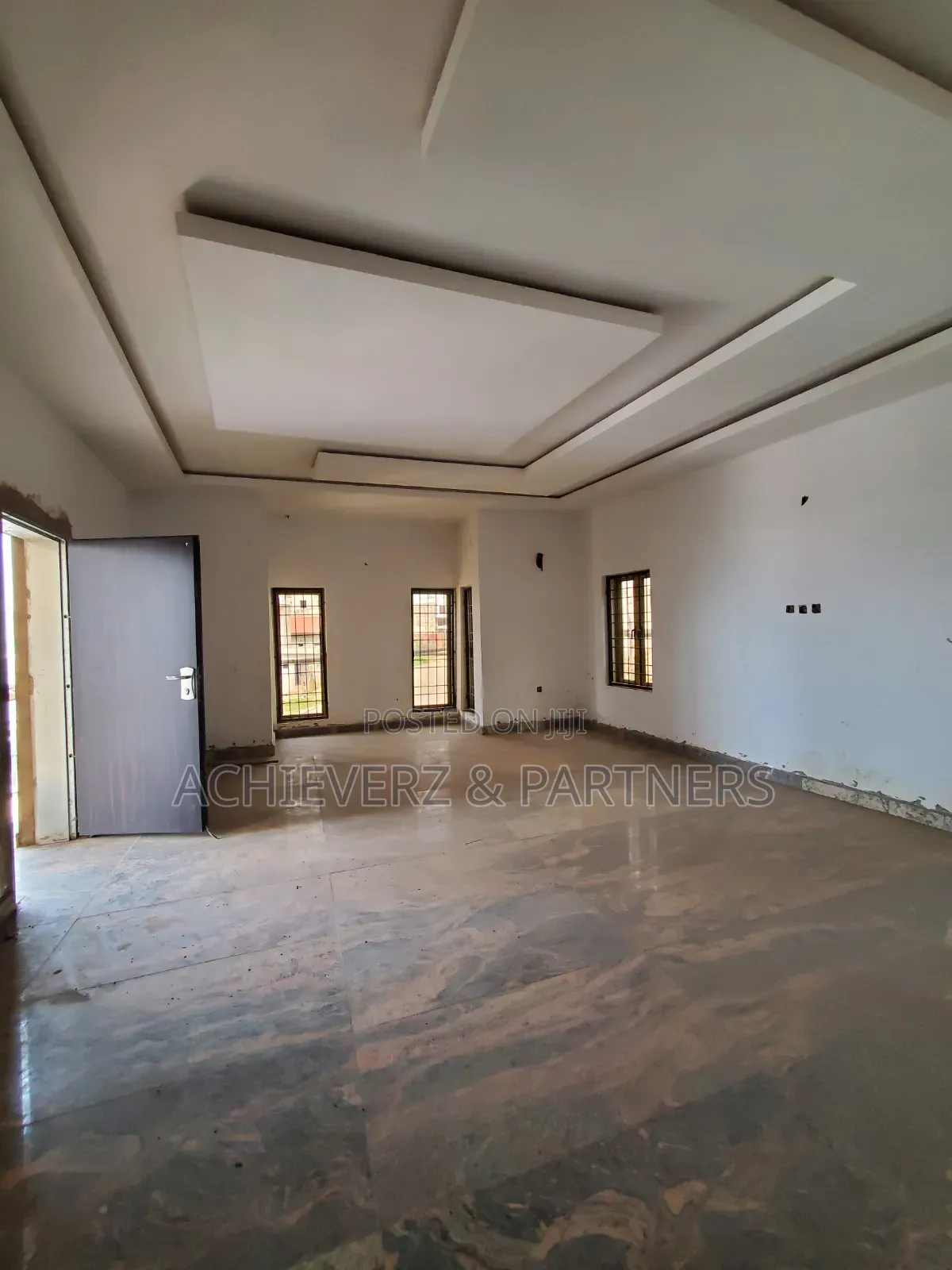 5bdrm Duplex in Asokoro for sale