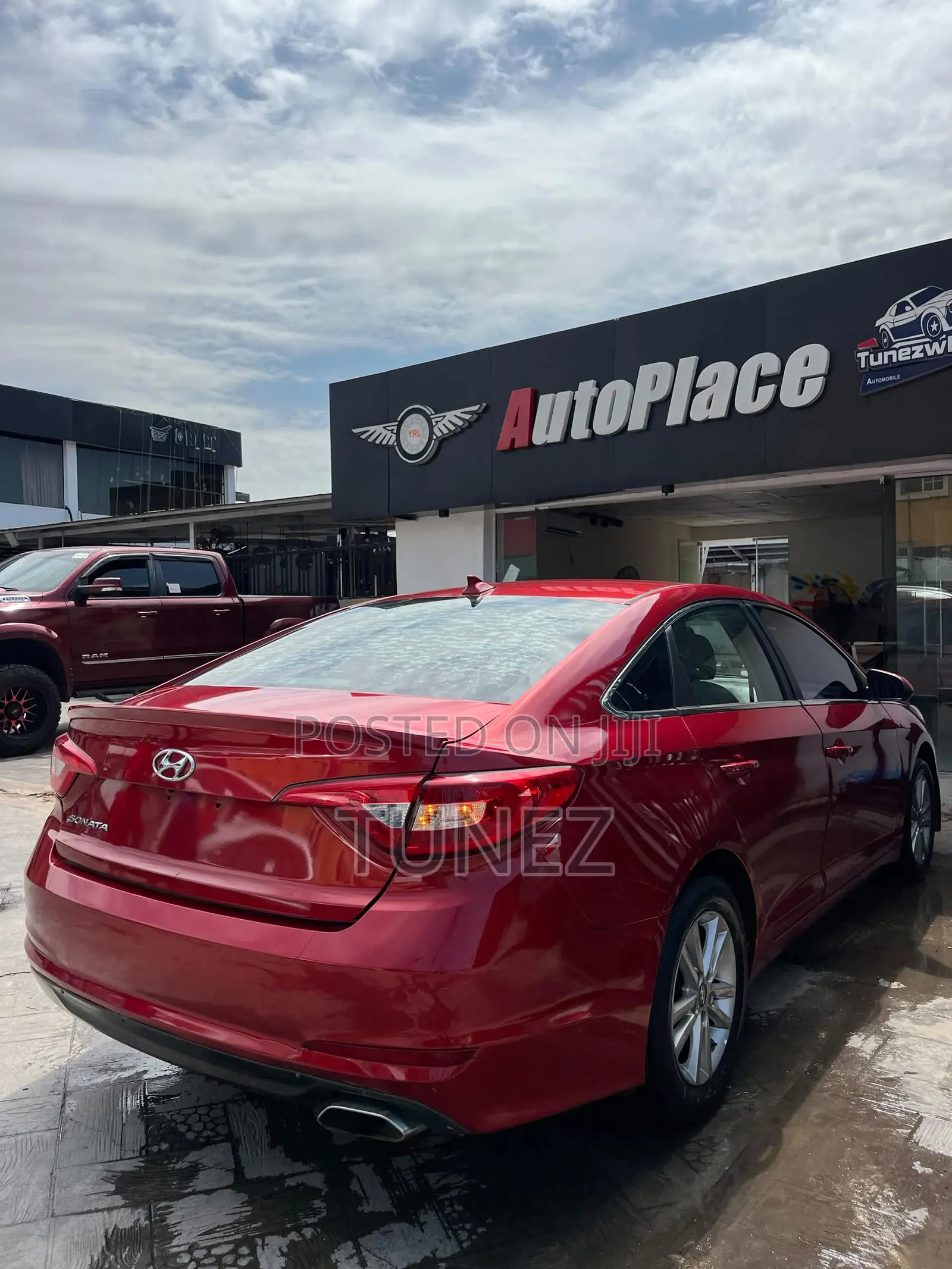 Hyundai Sonata SE 2017 Red